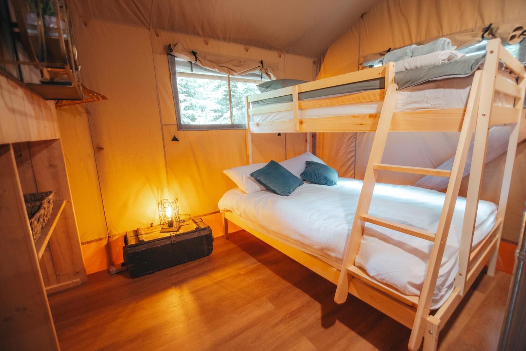 Cosy Forest Lodge Penrhos  Екстер'єр фото