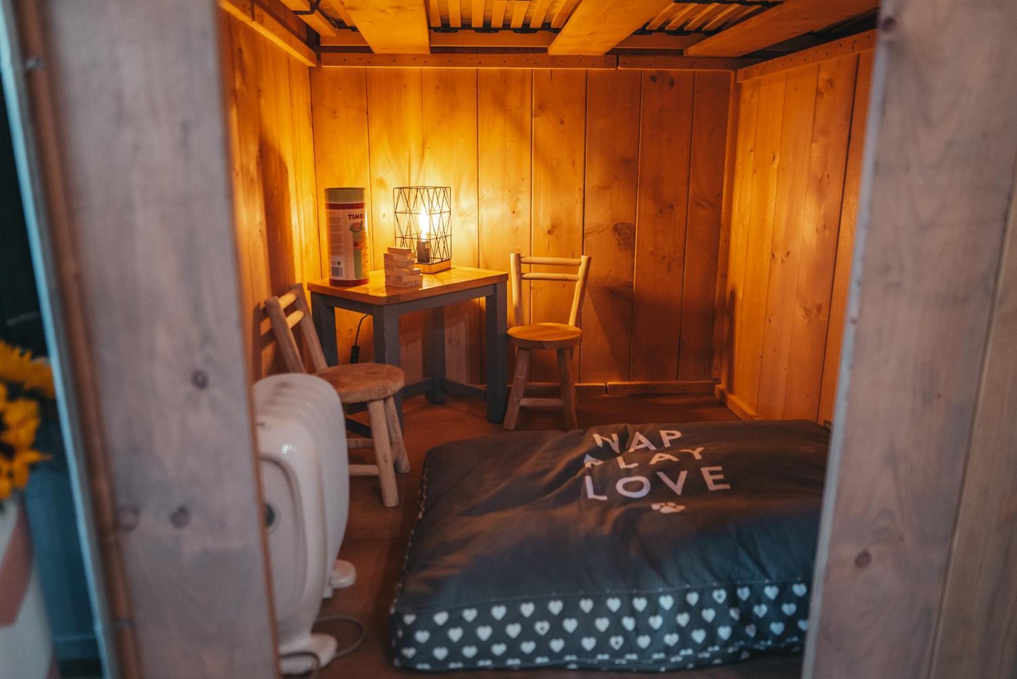 Cosy Forest Lodge Penrhos  Екстер'єр фото