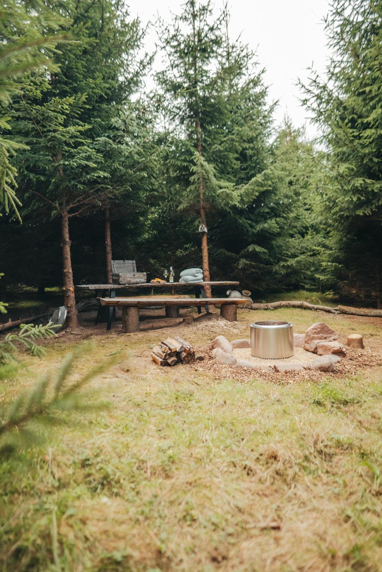 Cosy Forest Lodge Penrhos  Екстер'єр фото