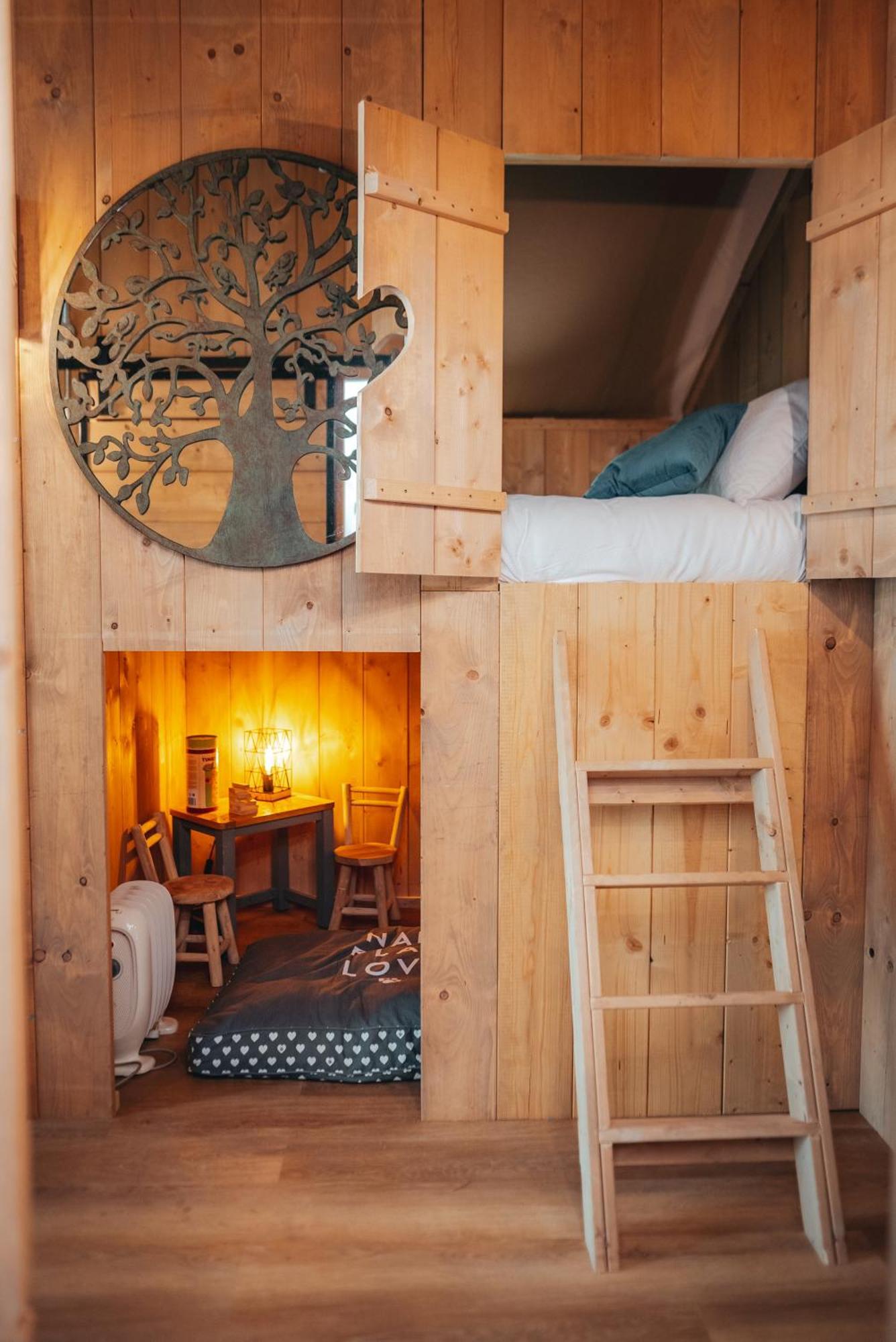 Cosy Forest Lodge Penrhos  Екстер'єр фото