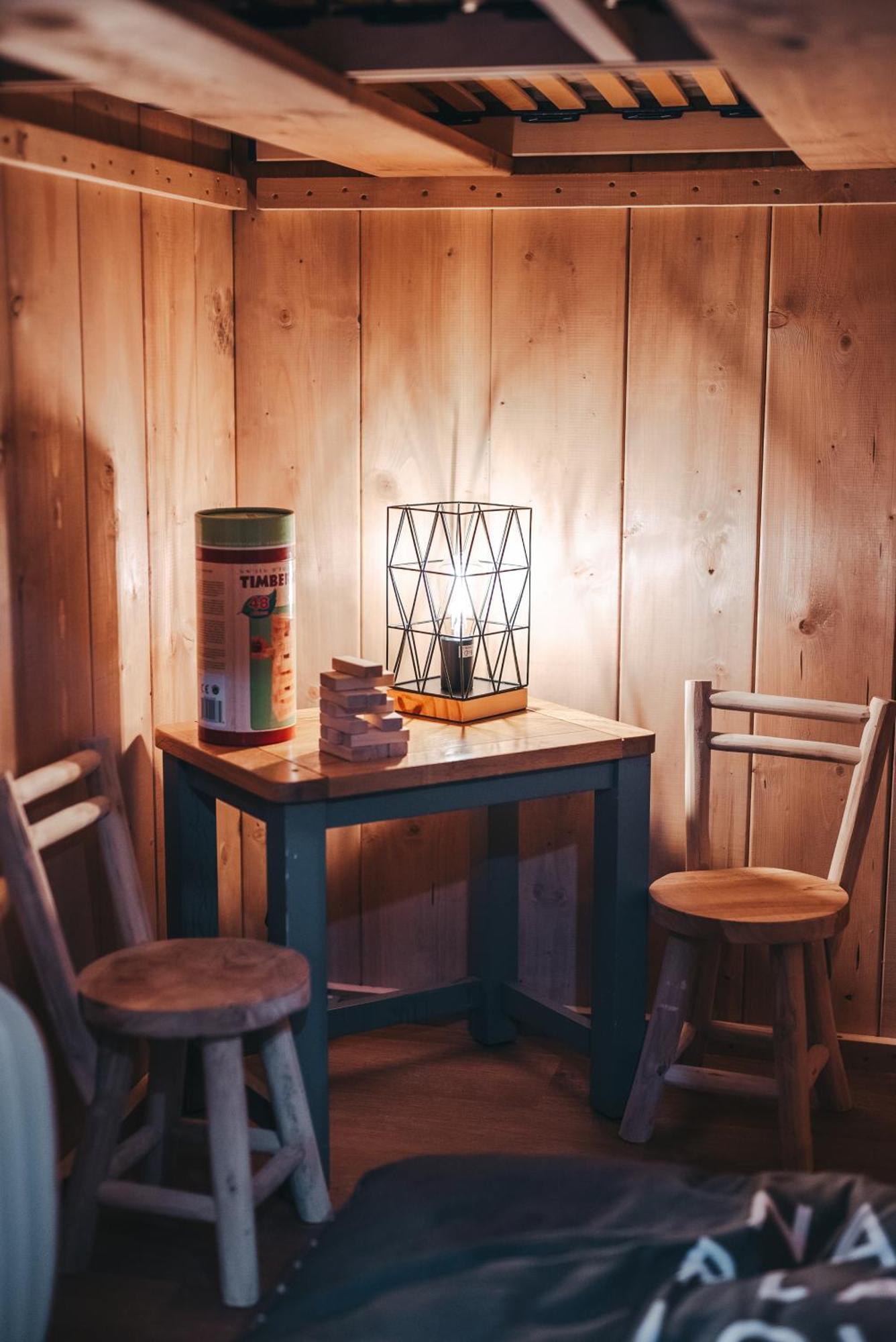 Cosy Forest Lodge Penrhos  Екстер'єр фото